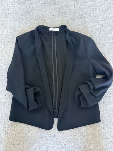 Aritizia babaton black crop - babaton,